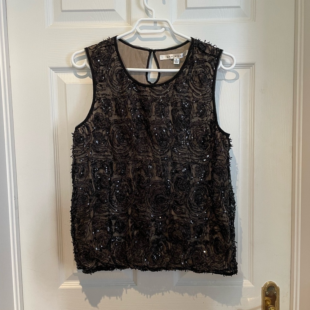 Sequinned blouse tank
